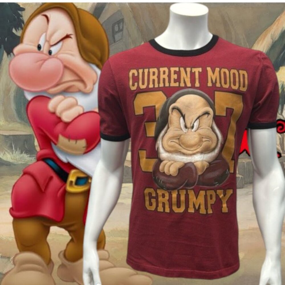 Disney World Current Mood Grumpy Seven Dwarfs Red Black Graphic Ringer T-Shirt M